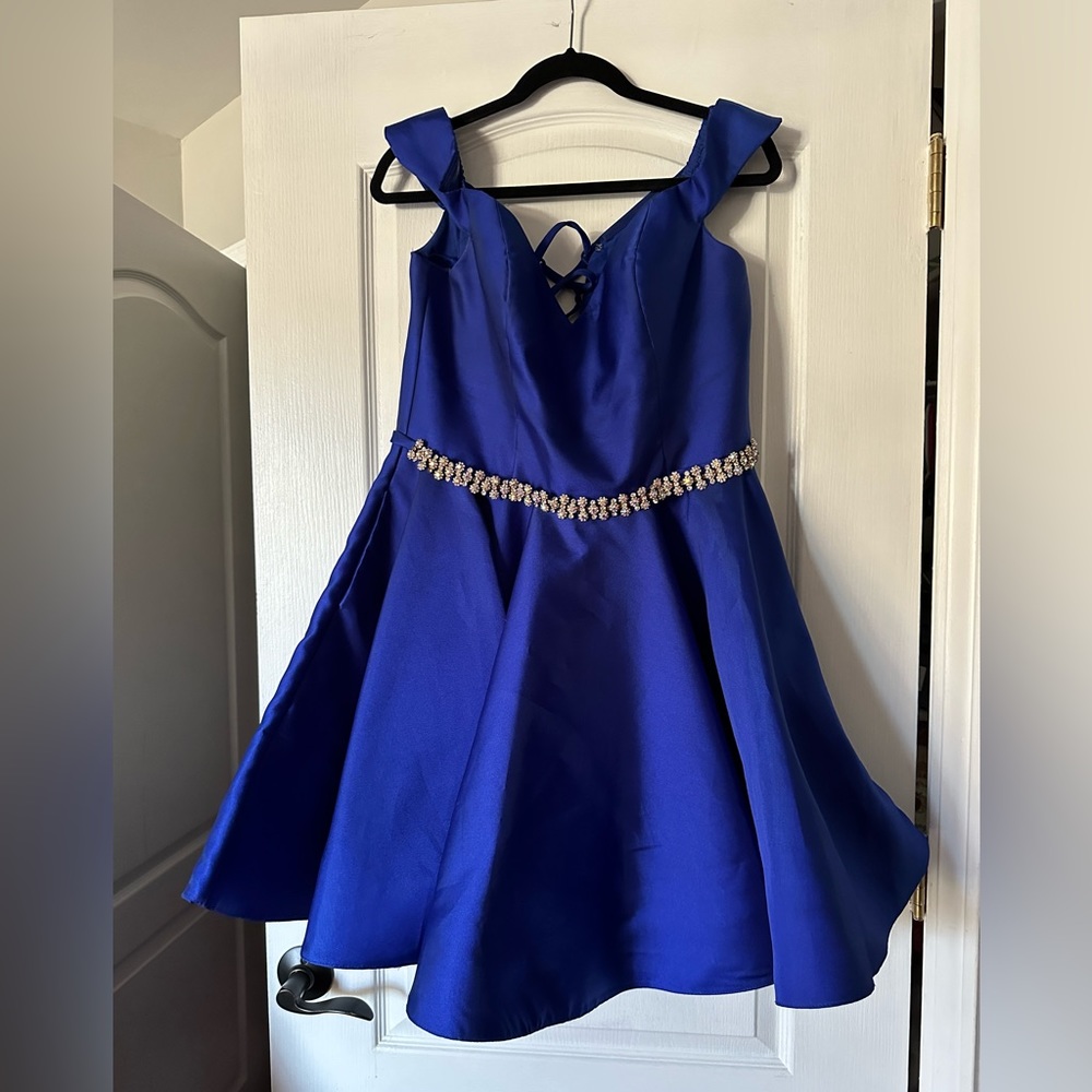 Clarisse Cocktail/Homecoming dress